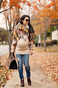 Autumn Pregnancy Outfits