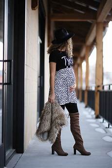 Chic Maternity Clothes