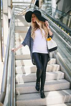Fashionable Pregnancy Outfits