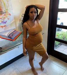 Sexy Pregnant Outfits