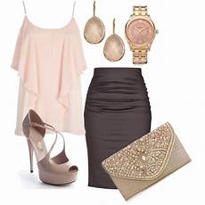 Modern Maternity Wear