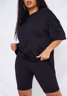 Plus Size Pregnancy Outfits