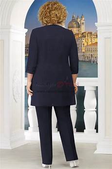 Plus Size Pregnancy Outfits