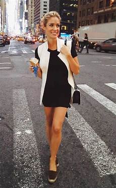 Pregnant Beach Outfits