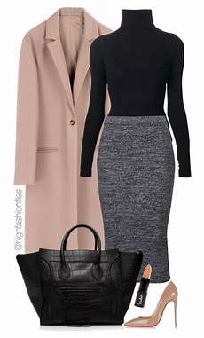 Pregnant Outfits For Winter